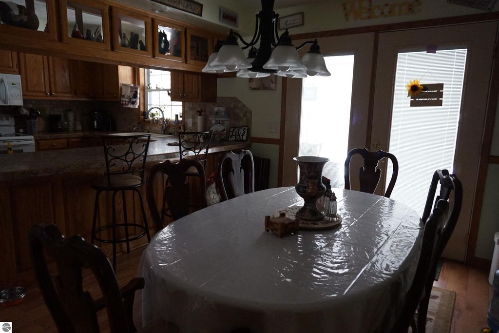 Image 4 of property listing at 6970 Wickert Road, Hale, MI 48739