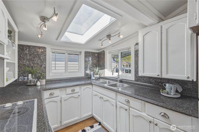 7403 Sunset Drive, Blaine, WA 98230