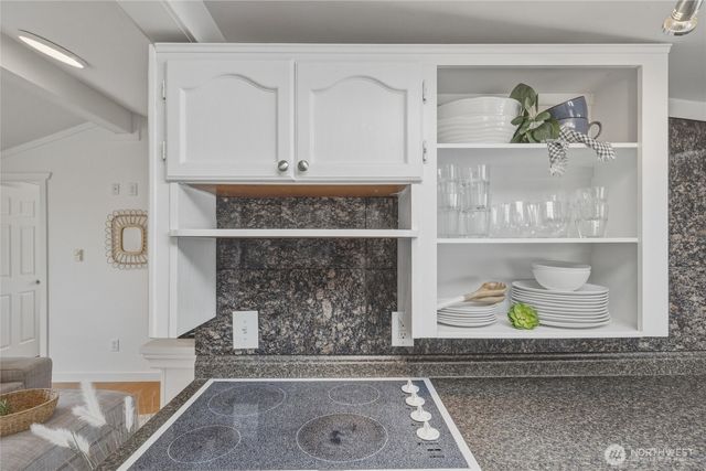 7403 Sunset Drive, Blaine, WA 98230