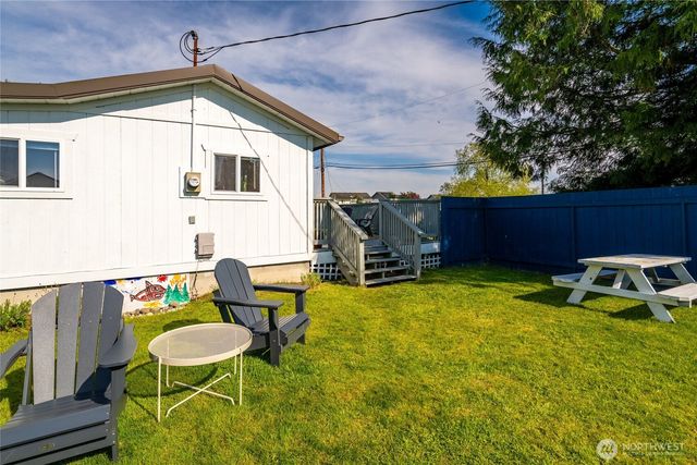 7403 Sunset Drive, Blaine, WA 98230