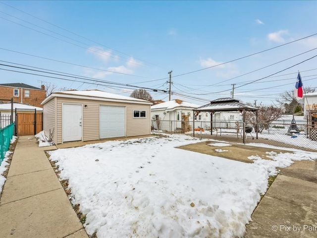 3922 W 59th Place, Chicago, IL 60629