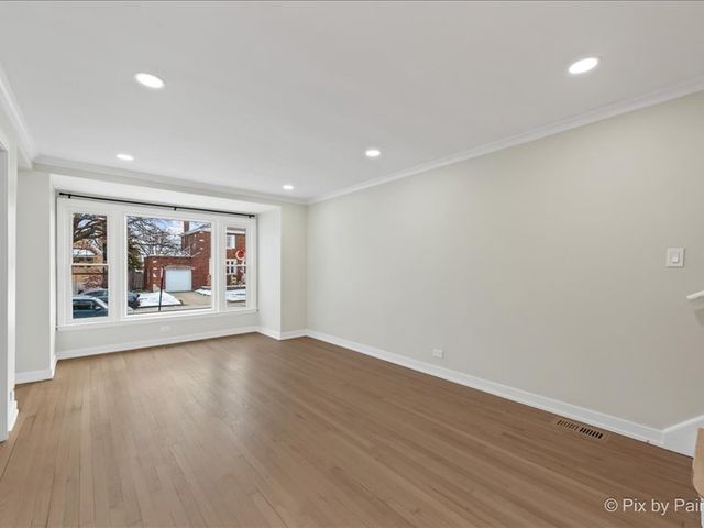 3922 W 59th Place, Chicago, IL 60629