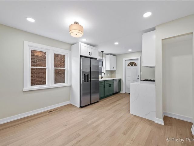 3922 W 59th Place, Chicago, IL 60629