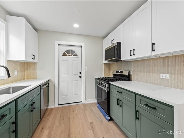 3922 W 59th Place, Chicago, IL 60629