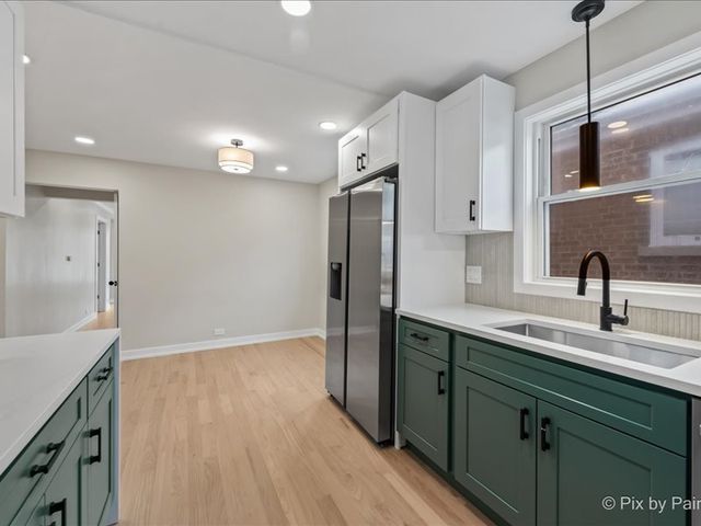 3922 W 59th Place, Chicago, IL 60629