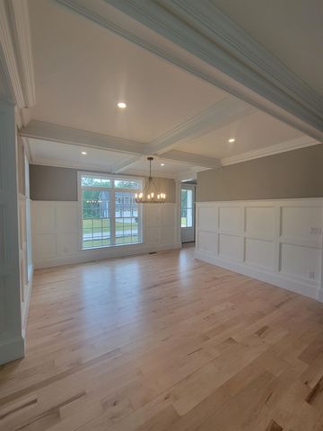9 Zeland Drive, Dover, NH 03820