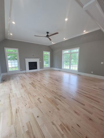 9 Zeland Drive, Dover, NH 03820