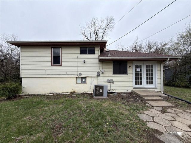 5904 E 95th Terrace, Kansas City, MO 64134