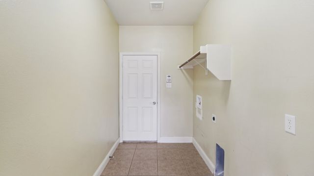 313 Country Lakes Drive, Argyle, TX 76226