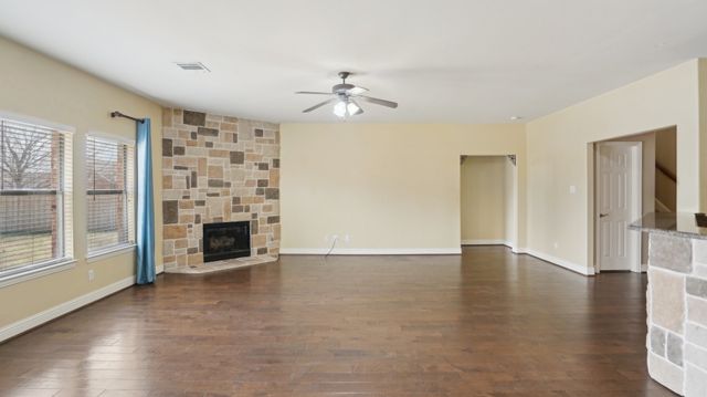 313 Country Lakes Drive, Argyle, TX 76226