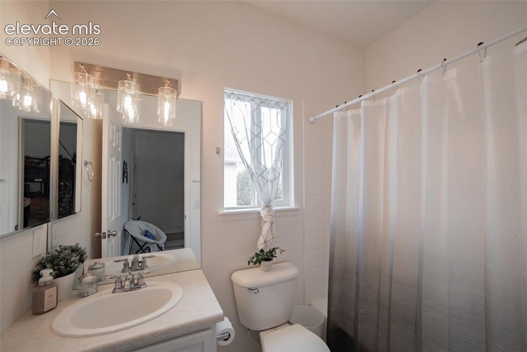 Image 14 of property listing at 12886 Royal Birkdale Road, Peyton, CO 80831