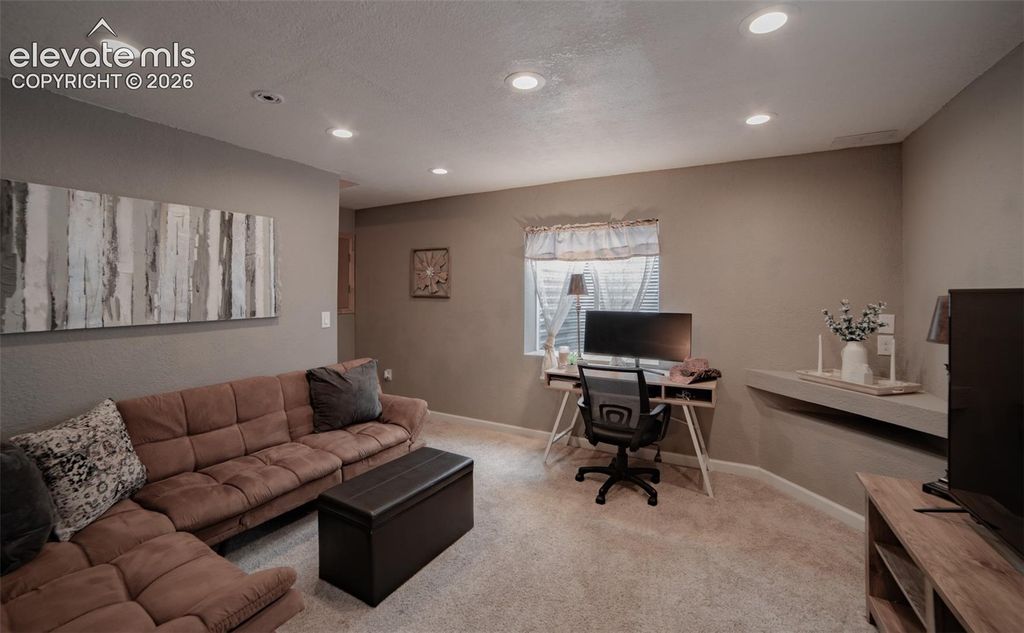 Image 22 of property listing at 12886 Royal Birkdale Road, Peyton, CO 80831