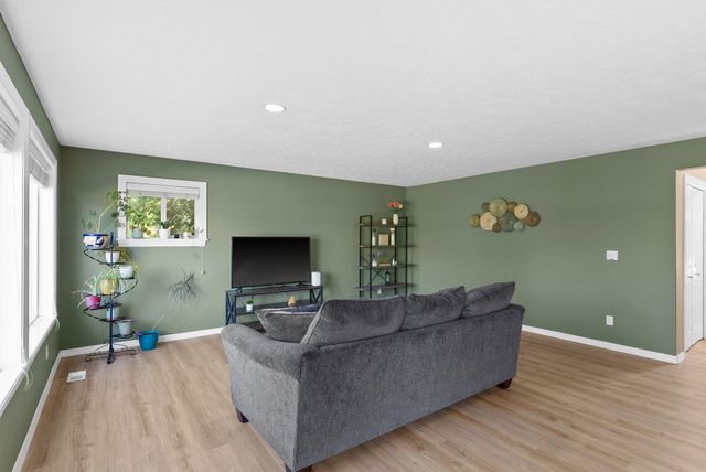 3421 S McDonald St, Spokane Valley, WA 99206