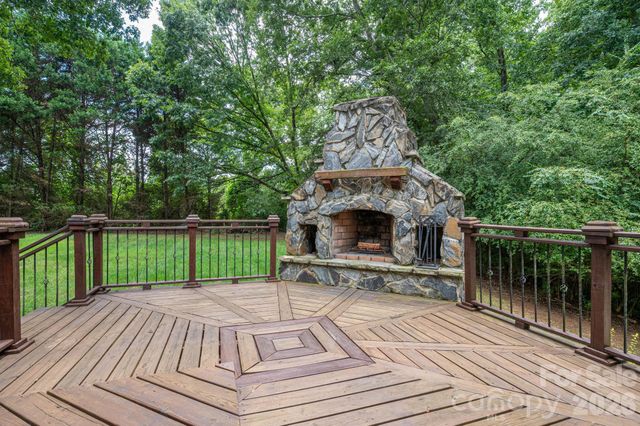 503 Bridgestone Court, Gastonia, NC 28056
