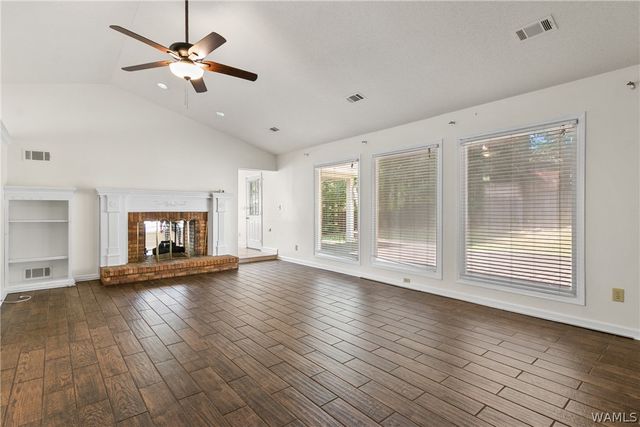 6136 Woodcrest Dr, Tuscaloosa, AL 35405
