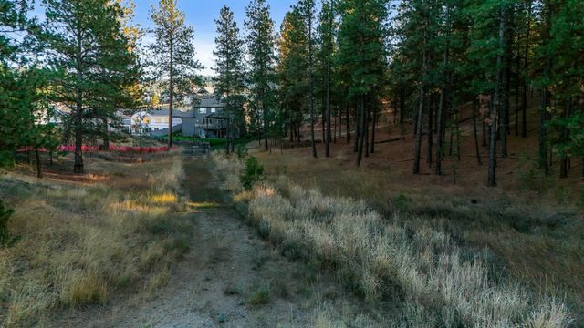 4810 E 37th Ave, Spokane, WA 99223