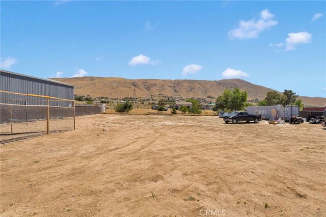 22567 Ocotillo Way, Apple Valley, CA 92308