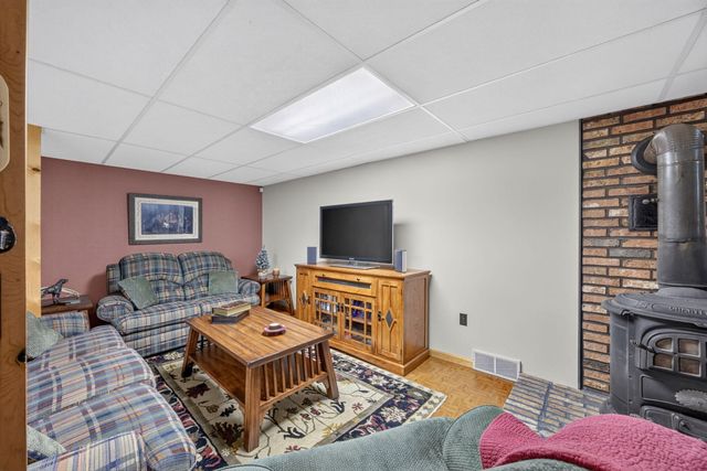 21643 11 Mile Road, Big Rapids, MI 49307