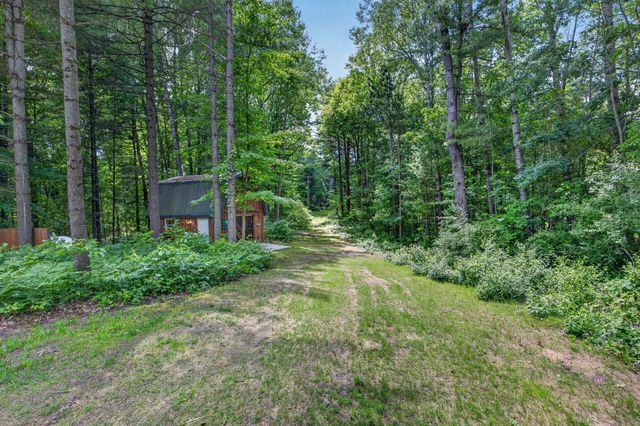 21643 11 Mile Road, Big Rapids, MI 49307