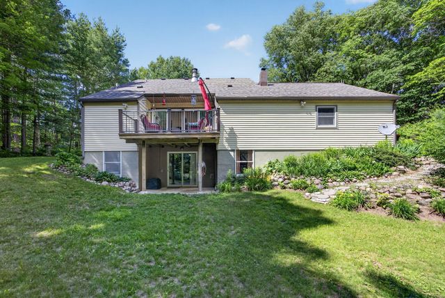 21643 11 Mile Road, Big Rapids, MI 49307