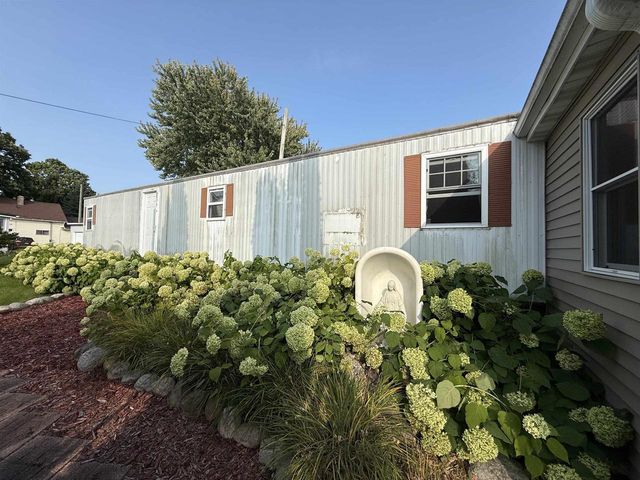 S 402 MENOMINEE STREET, Stephenson, MI 49887