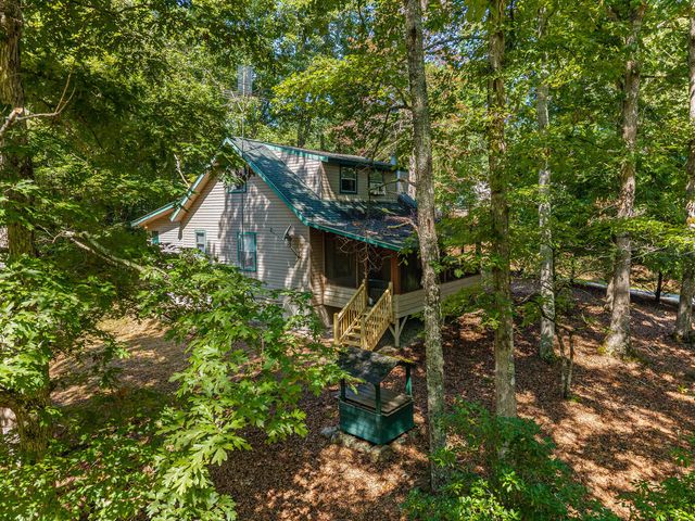 26 Tomahawk Trail, Blairsville, GA 30512
