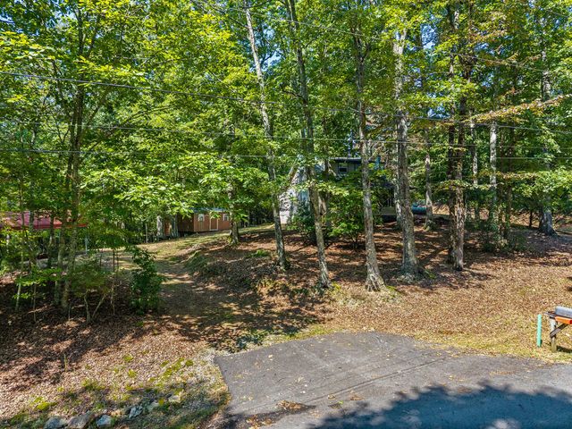 26 Tomahawk Trail, Blairsville, GA 30512