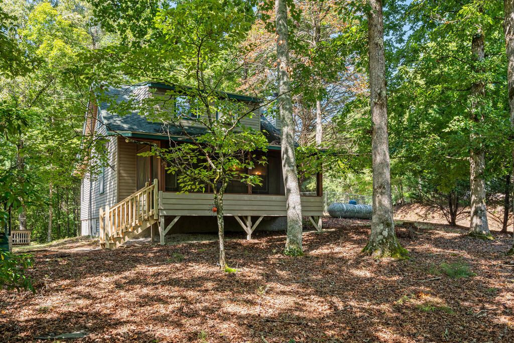 26 Tomahawk Trail, Blairsville, GA 30512
