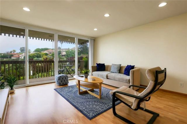 6542 Ocean Crest Drive D305, Rancho Palos Verdes, CA 90275