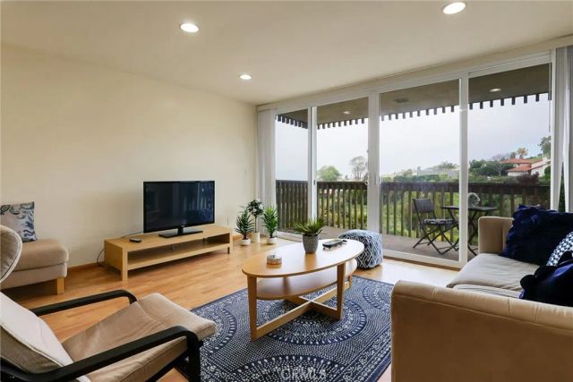 6542 Ocean Crest Drive D305, Rancho Palos Verdes, CA 90275