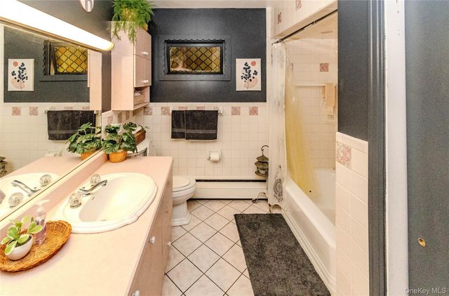 6 Hope Lane, Milton, NY 12547
