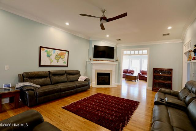 129 Beacon Ridge Drive, West End, NC 27376