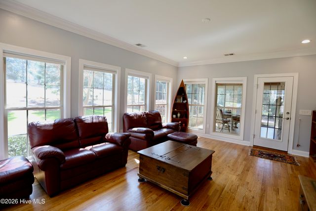 129 Beacon Ridge Drive, West End, NC 27376