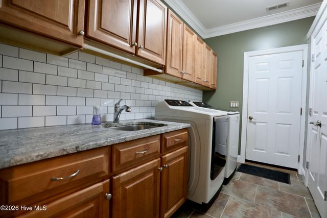 129 Beacon Ridge Drive, West End, NC 27376