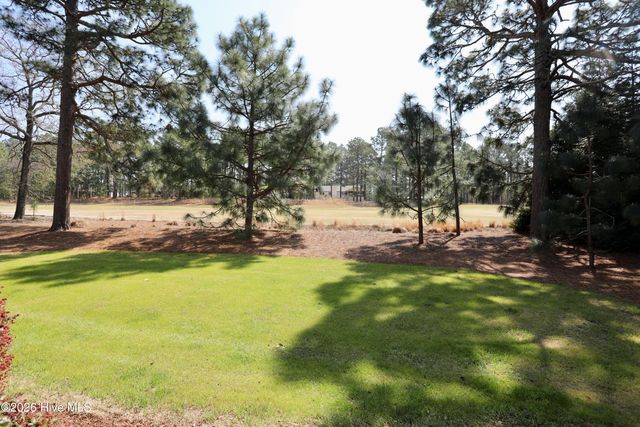 129 Beacon Ridge Drive, West End, NC 27376