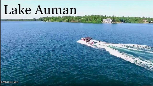 129 Beacon Ridge Drive, West End, NC 27376