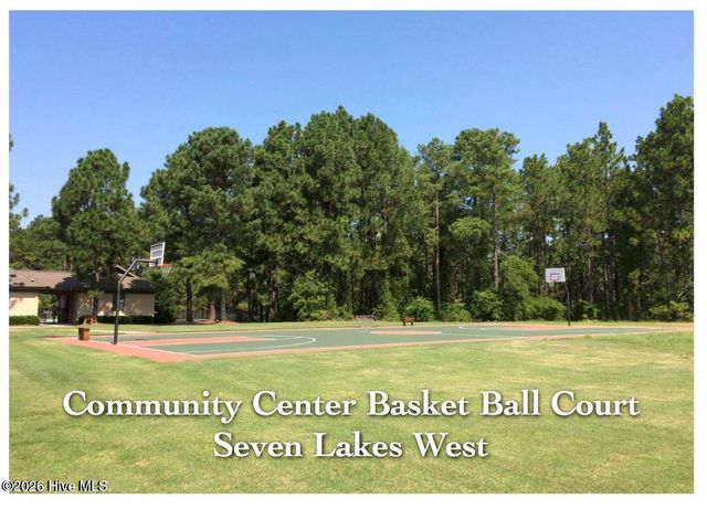 129 Beacon Ridge Drive, West End, NC 27376