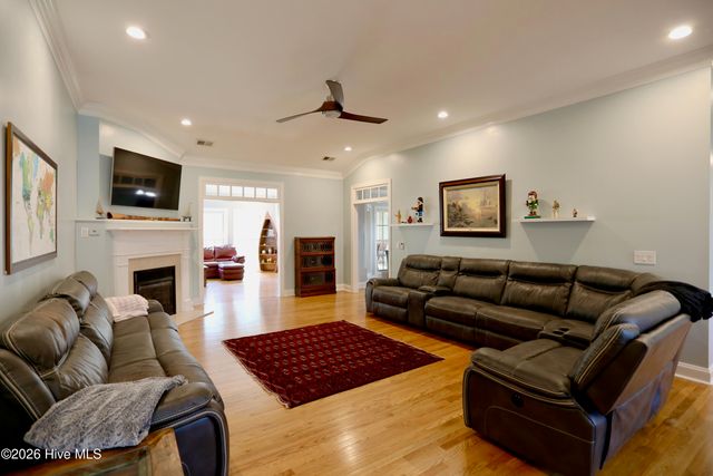 129 Beacon Ridge Drive, West End, NC 27376