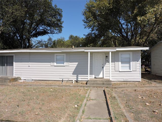 1612 N Anglin Street, Cleburne, TX 76031