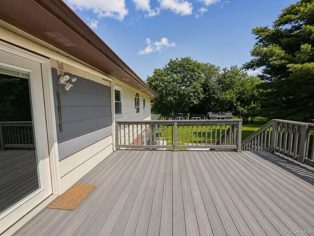 12 Dundee Circle, Middletown, NY 10941