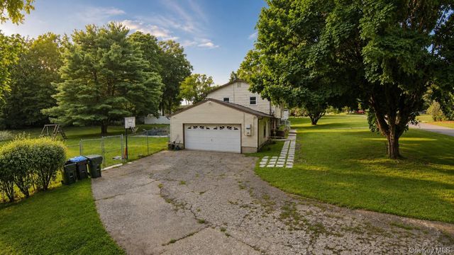 12 Dundee Circle, Middletown, NY 10941