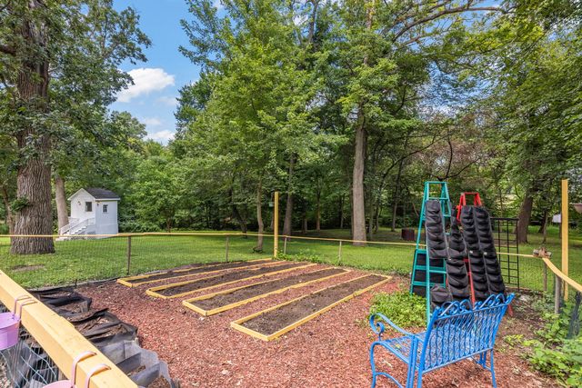 43W001 Empire Road, St. Charles, IL 60175