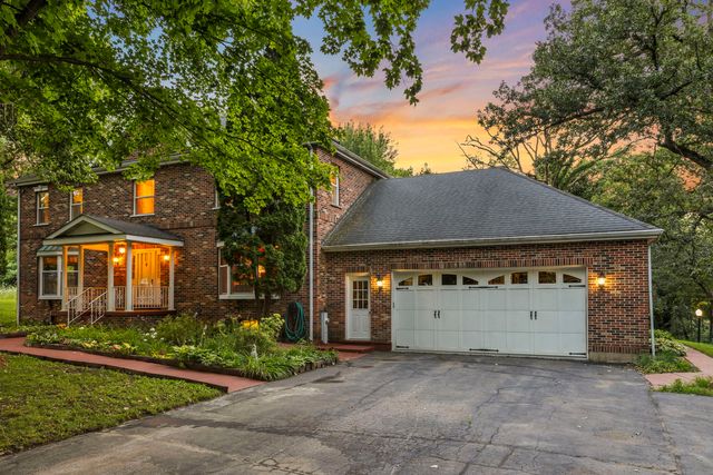 43W001 Empire Road, St. Charles, IL 60175