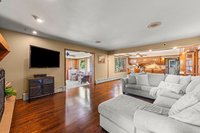 43W001 Empire Road, St. Charles, IL 60175