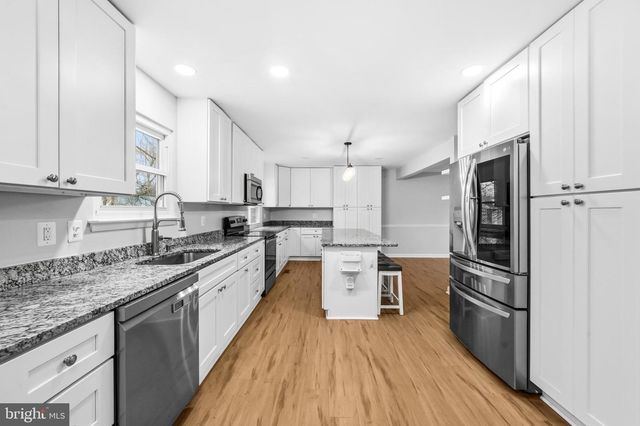 3449 CHELSEA DR, Woodbridge, VA 22192