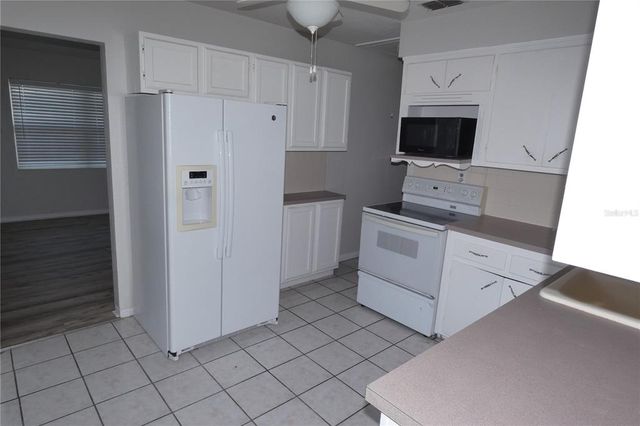 700 31ST AVENUE N, St Petersburg, FL 33704