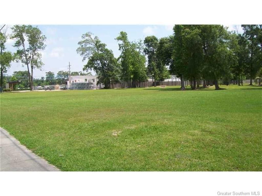 0 Beglis Parkway, Sulphur, LA 70663