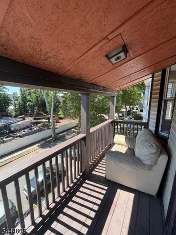 217 N 15Th St, East Orange City, NJ 07017