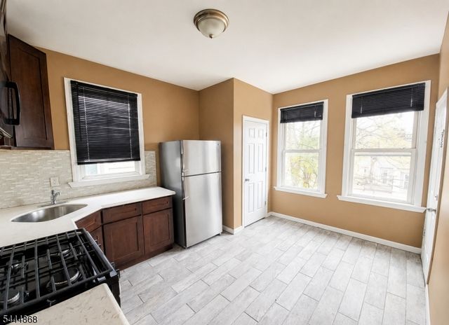 217 N 15Th St, East Orange City, NJ 07017