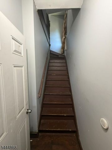 217 N 15Th St, East Orange City, NJ 07017